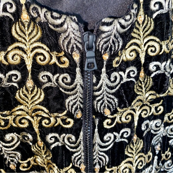 Alice + Olivia Embellished Velvet Cocktail Dress WITH POCKETS, size 4 - Picture 5 of 13